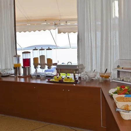 Hotel Solon Tolo