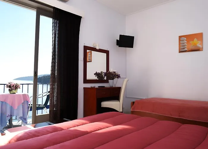 Solon Hotel 2*